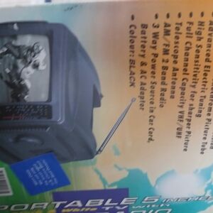Portable b/w tv radio am fm